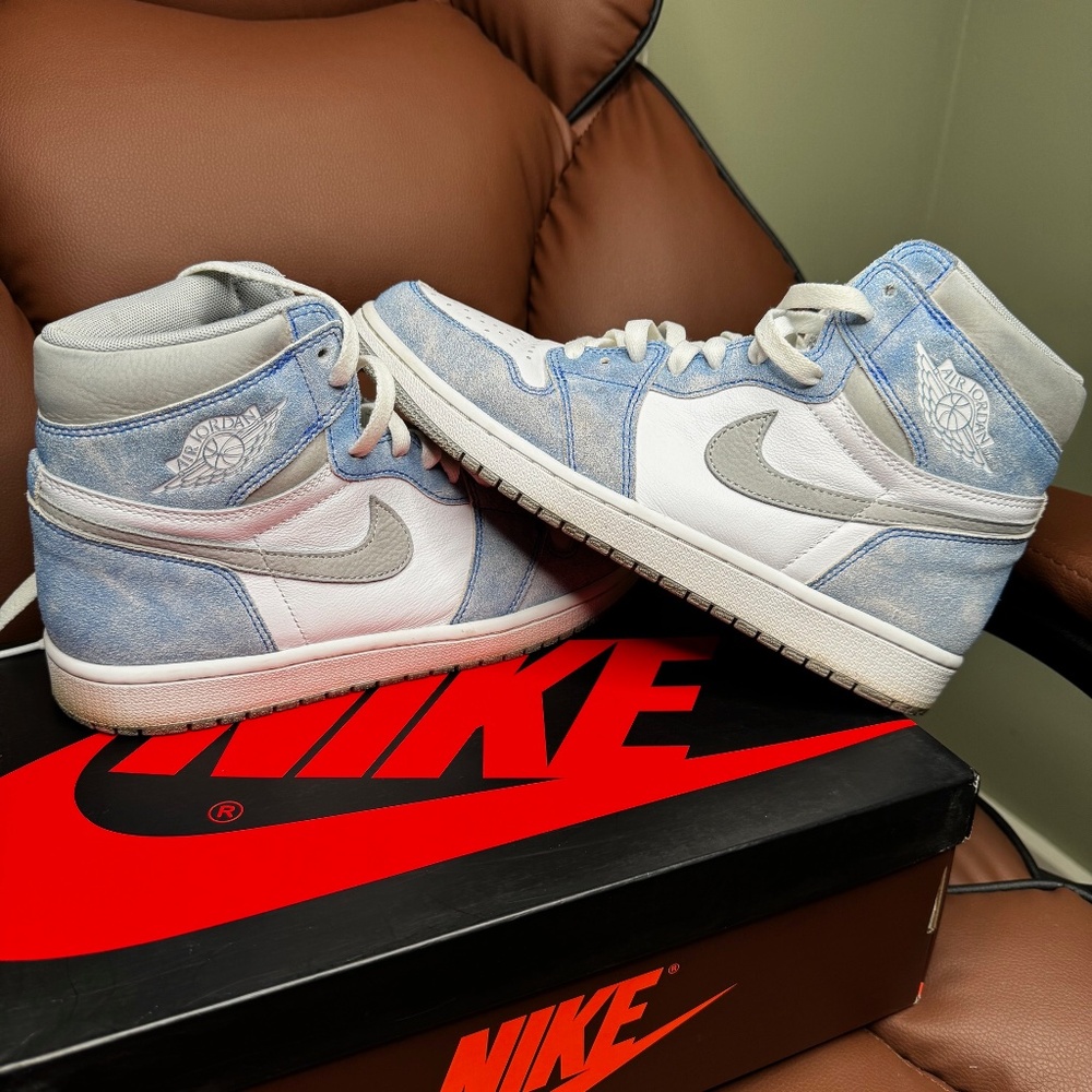 Air Jordan 1 Retro High OG Denim